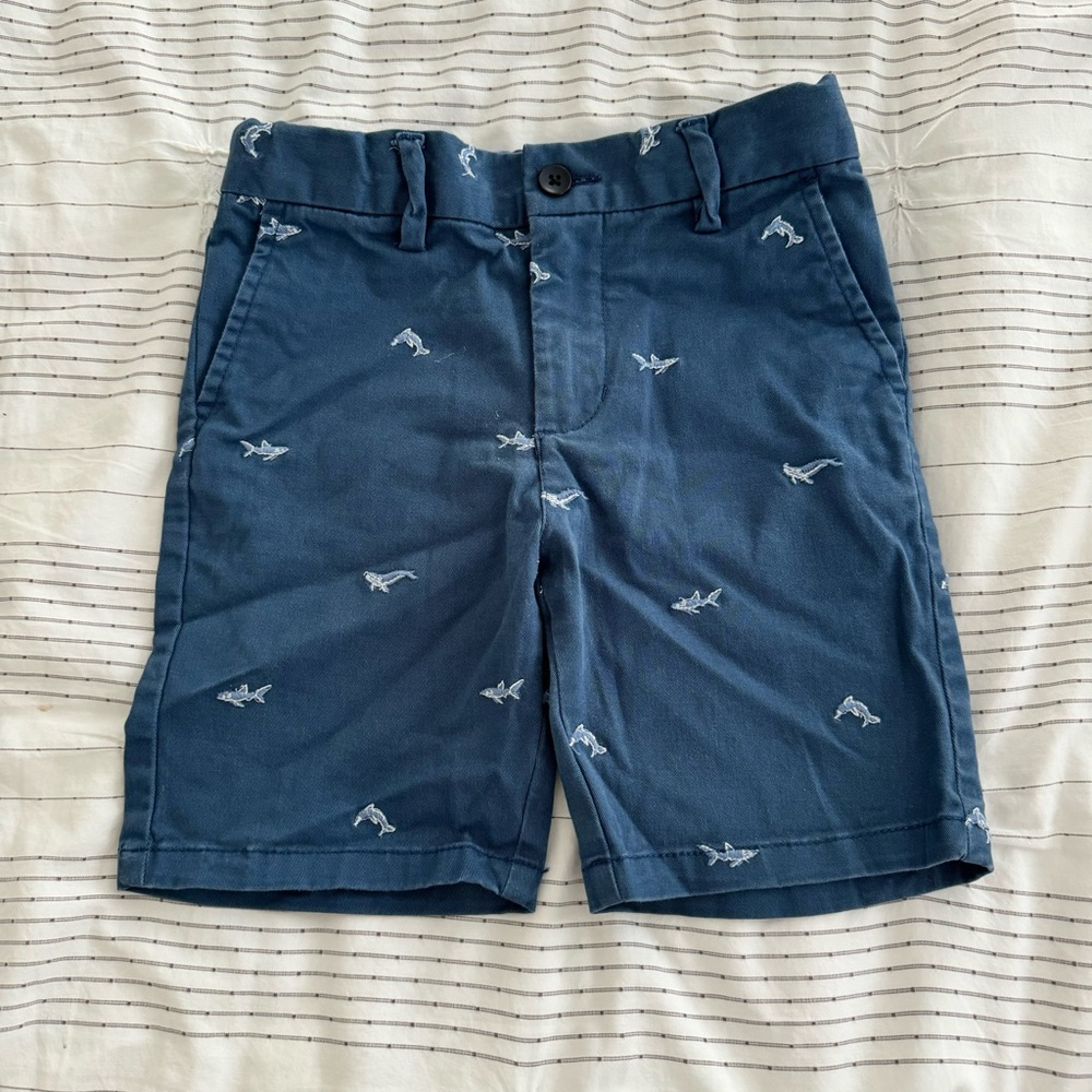 NORDSTROM SHARK CRITTER BOY CHINO SHORT IN NAVY SIZE 5T
